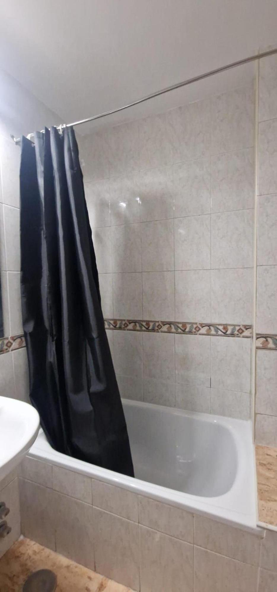 Hostal El Torero 阿尔卡拉德荷那利斯 外观 照片